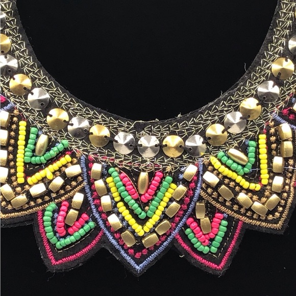 Light Women’s beaded Colar Necklace
For Shirts or Sweaters - Picture 3 of 11